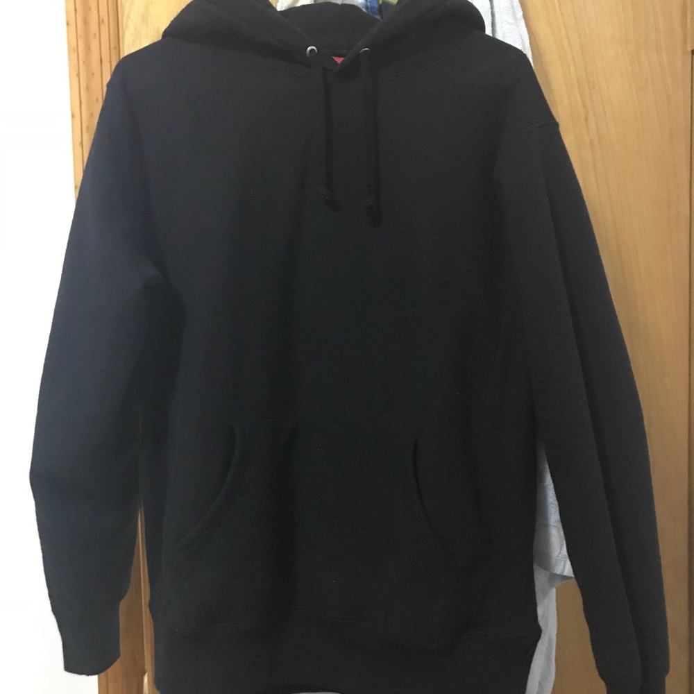 auth supreme hoodies medium